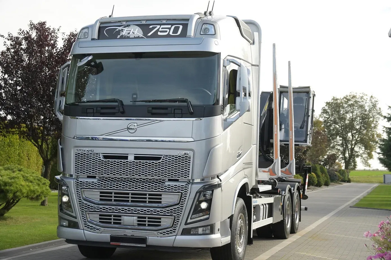 VOLVO FH750 - Camion grumier: photos 3 VOLVO FH750 - Camion grumier: photos 3