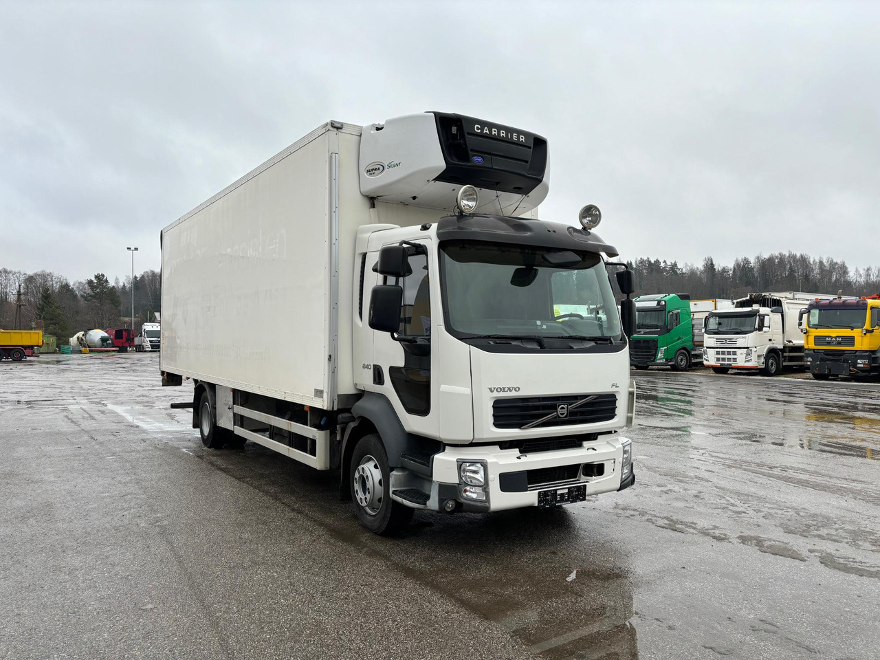 VOLVO FL 240 - Camion frigorifique: photos 1 VOLVO FL 240 - Camion frigorifique: photos 1