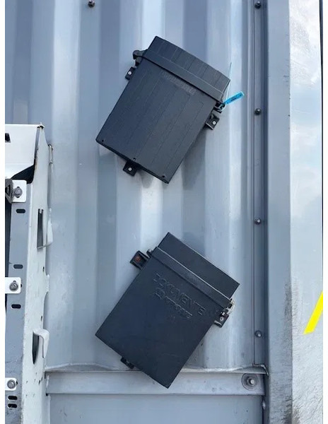 Krone 2018 XL P400 MEGA HUPAC - FERRY SPEC TRAILER WITH RAMPS - Semi-remorque fourgon: photos 3 Krone 2018 XL P400 MEGA HUPAC - FERRY SPEC TRAILER WITH RAMPS - Semi-remorque fourgon: photos 3