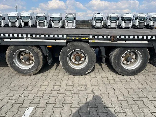 Semi-remorque fourgon Krone 2018 XL P400 MEGA HUPAC - FERRY SPEC TRAILER WITH RAMPS: photos 14 Semi-remorque fourgon Krone 2018 XL P400 MEGA HUPAC - FERRY SPEC TRAILER WITH RAMPS: photos 14