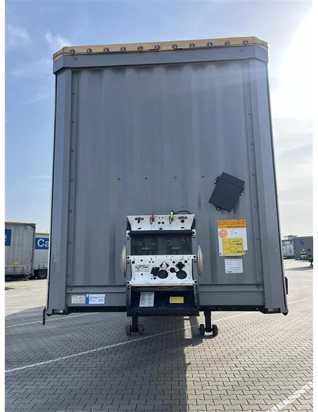 Krone 75x 2015 XL MEGA P400 HUCKEPACK - Semi-remorque fourgon: photos 3 Krone 75x 2015 XL MEGA P400 HUCKEPACK - Semi-remorque fourgon: photos 3