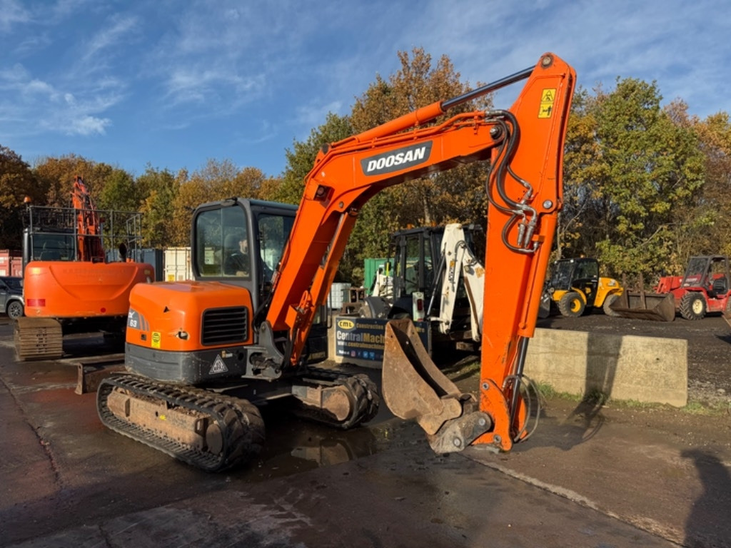 Doosan DX 63-3 - Mini pelle: photos 5 Doosan DX 63-3 - Mini pelle: photos 5