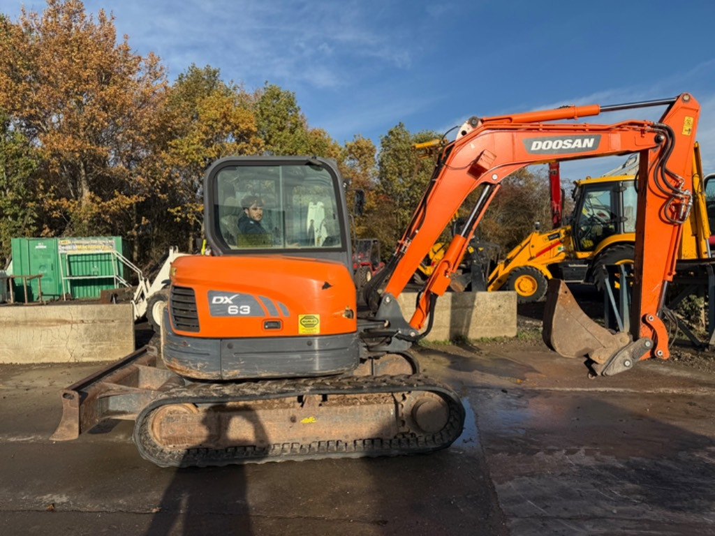 Doosan DX 63-3 - Mini pelle: photos 1 Doosan DX 63-3 - Mini pelle: photos 1