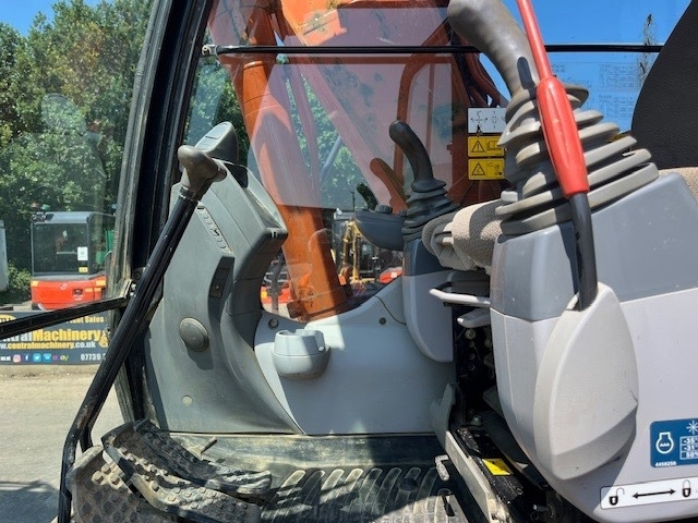 Pelle sur chenille Hitachi ZX 130 LC N-5: photos 12