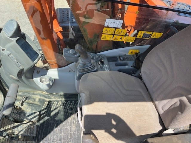 Pelle sur chenille Hitachi ZX 130 LC N-5: photos 10