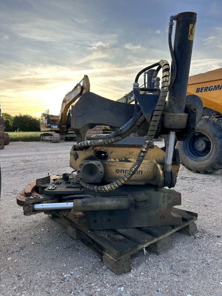 ENGCON EC 30 - S80 GR30 -S80 - SVAB Engcon Rototilt - Tiltrotator - Tiltrotator: photos 5 ENGCON EC 30 - S80 GR30 -S80 - SVAB Engcon Rototilt - Tiltrotator - Tiltrotator: photos 5