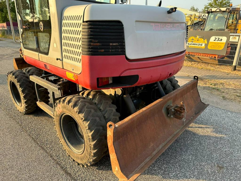 Pelle sur pneus Takeuchi TB 175 W 8,7 ton. Klima Turbo 77 PS: photos 14