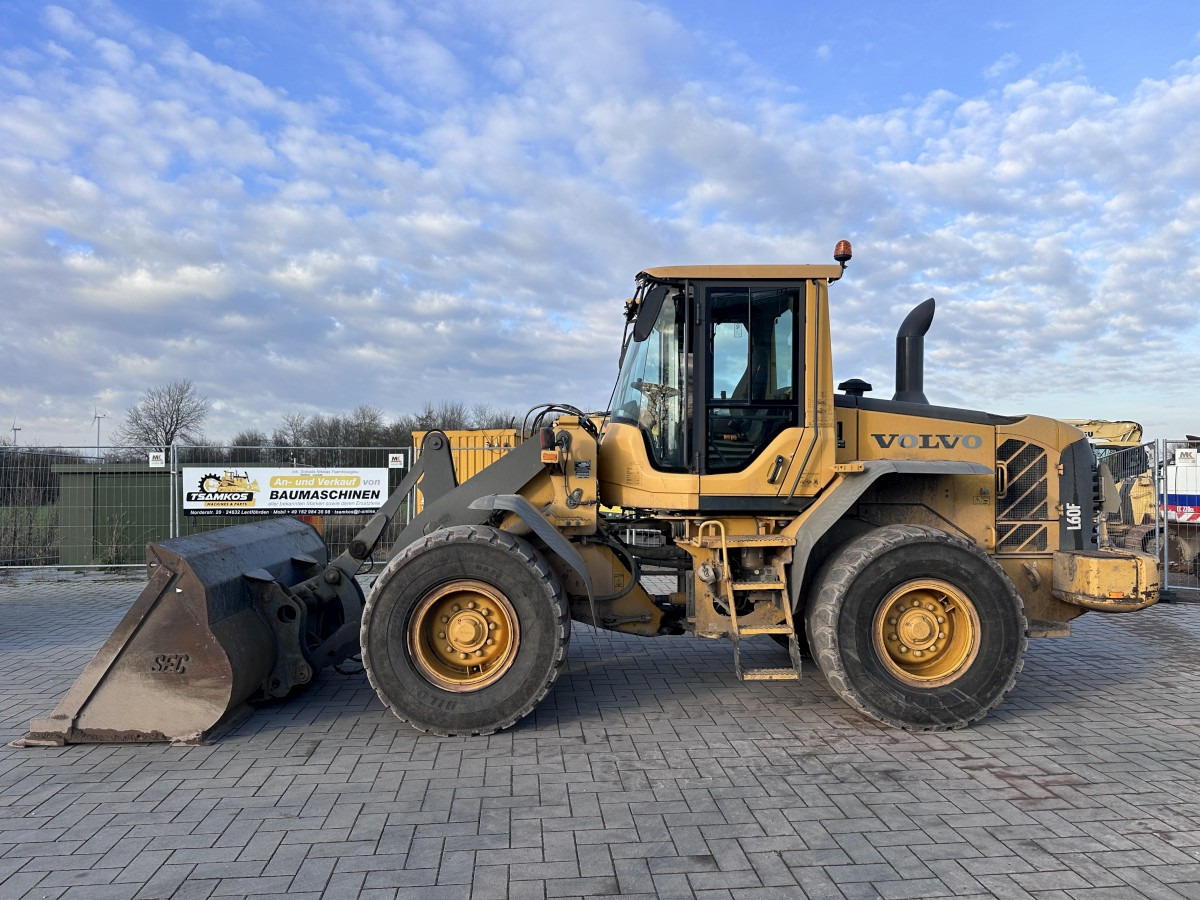 VOLVO L 60 F low Hours Klima Very good Condition - Chargeuse sur pneus: photos 1 VOLVO L 60 F low Hours Klima Very good Condition - Chargeuse sur pneus: photos 1