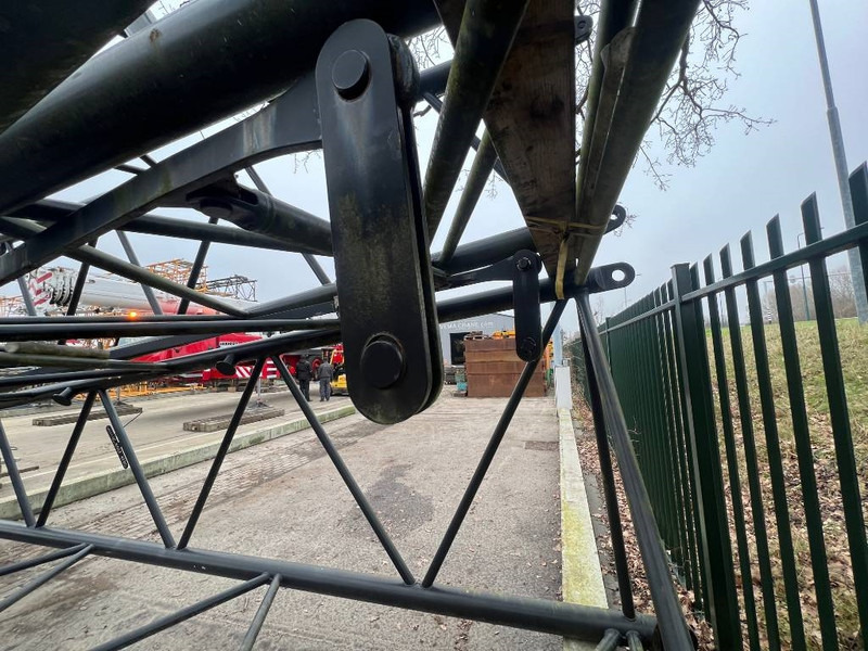 Liebherr LR 1160 - Grue auxiliaire pour Engins de chantier: photos 4 Liebherr LR 1160 - Grue auxiliaire pour Engins de chantier: photos 4