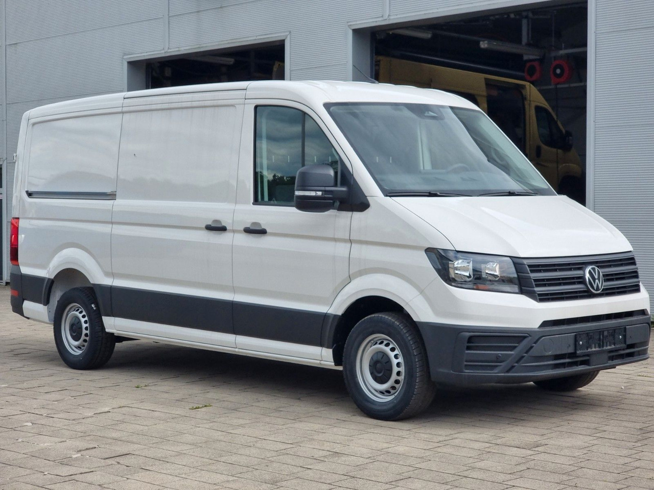 Volkswagen Crafter 35 L3H2 140 PS MJ 2025 Lager - Fourgon utilitaire: photos 2 Volkswagen Crafter 35 L3H2 140 PS MJ 2025 Lager - Fourgon utilitaire: photos 2