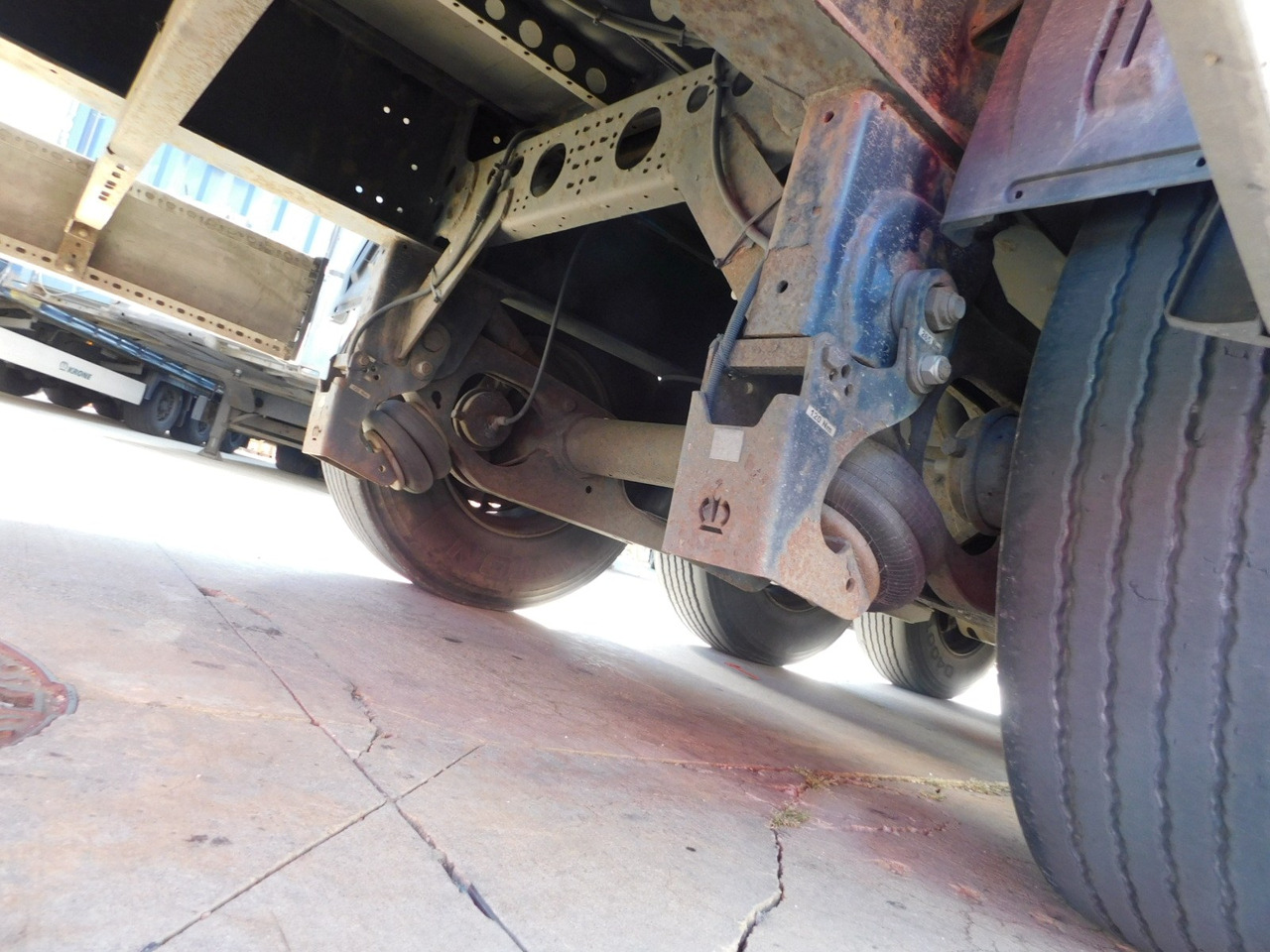 Krone Sd da06clnf - Semi-remorque rideaux coulissants: photos 5 Krone Sd da06clnf - Semi-remorque rideaux coulissants: photos 5