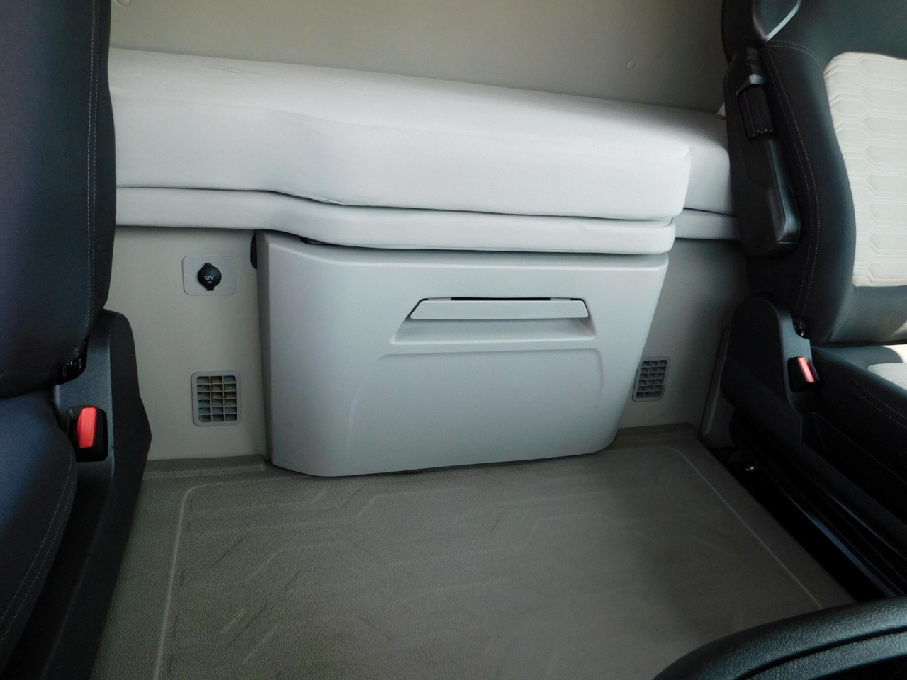 Tracteur routier Ford F max ll 4x2 scab e6 12s2620: photos 8