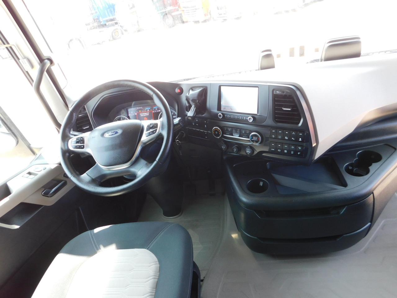 Tracteur routier Ford F max ll 4x2 scab e6 12s2620: photos 6