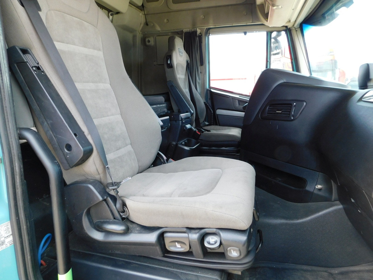 Iveco As440t fp lt - Tracteur routier: photos 5 Iveco As440t fp lt - Tracteur routier: photos 5