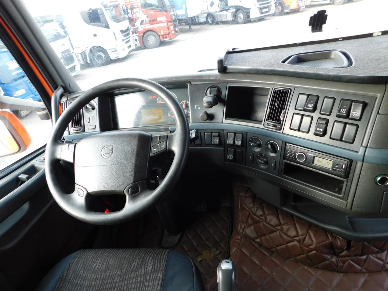 Photo d'intérieur 1: Tracteur routier Volvo Fh 440
