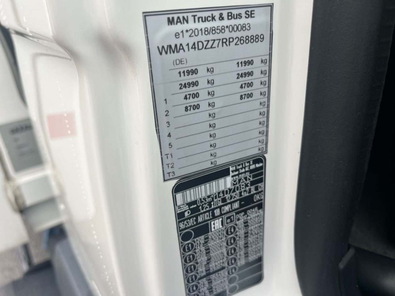 MAN TGL 12.250 4x2 BL CH Euro6 Klima AHK Luftfeder ZV - Camion fourgon: photos 2 MAN TGL 12.250 4x2 BL CH Euro6 Klima AHK Luftfeder ZV - Camion fourgon: photos 2