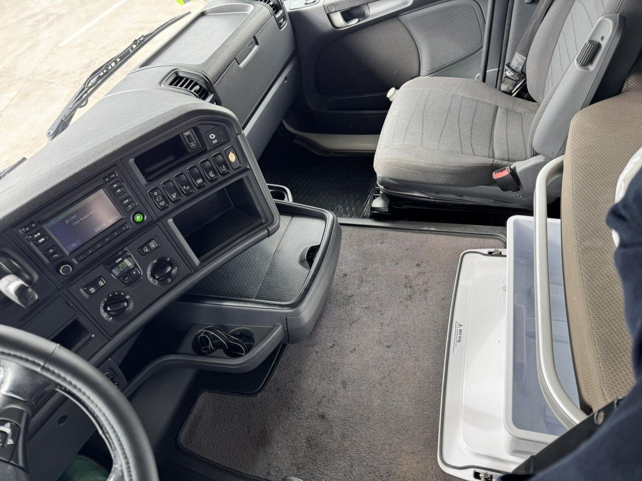 Tracteur routier Scania R 450: photos 9