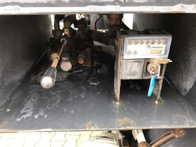 Andere HDK 1860 HDK 1860 Hinterkippmulde ca. 28m³ mit Seperatmotor, eigene Hydraulik - Remorque benne: photos 2 Andere HDK 1860 HDK 1860 Hinterkippmulde ca. 28m³ mit Seperatmotor, eigene Hydraulik - Remorque benne: photos 2