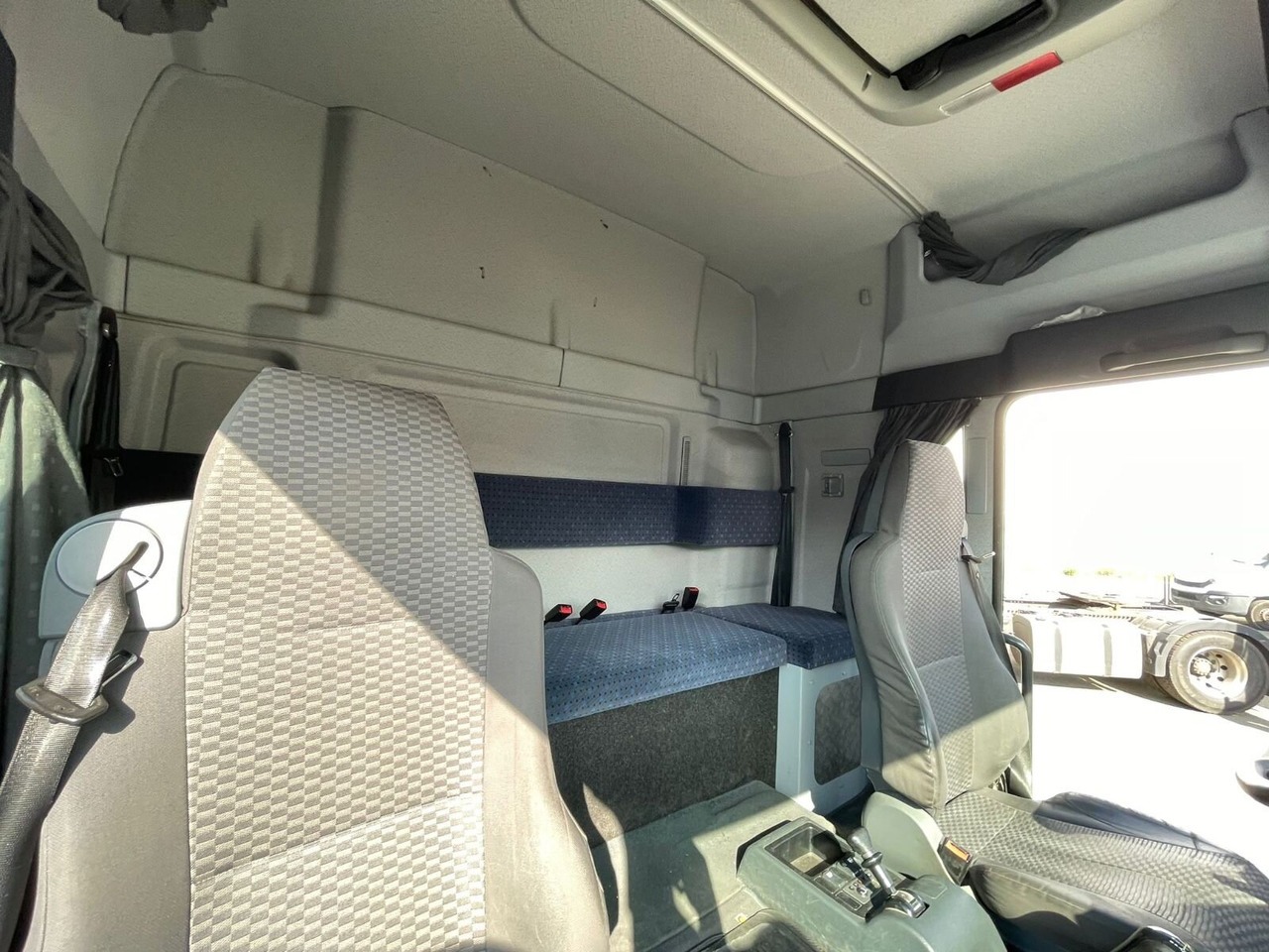 MAN TGM 18.330 4X2 LL TGM 18.330 4X2 LL, Fahrschulausstattung - Camion: photos 4 MAN TGM 18.330 4X2 LL TGM 18.330 4X2 LL, Fahrschulausstattung - Camion: photos 4