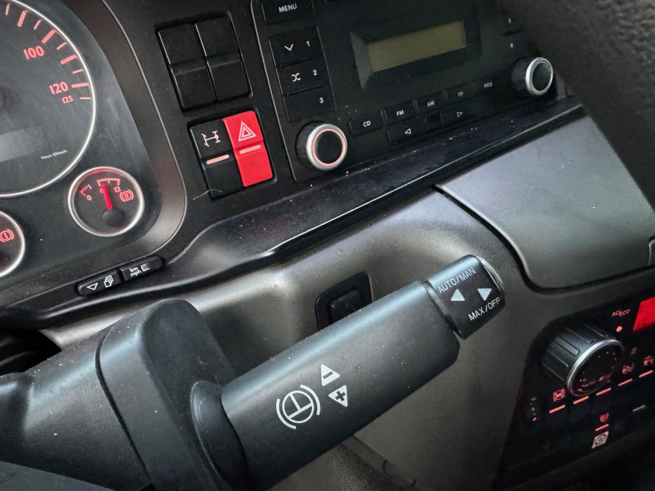 MAN TGS 18.360 4x2 LL TGS 18.360 4x2 LL, EEV - Camion: photos 4 MAN TGS 18.360 4x2 LL TGS 18.360 4x2 LL, EEV - Camion: photos 4