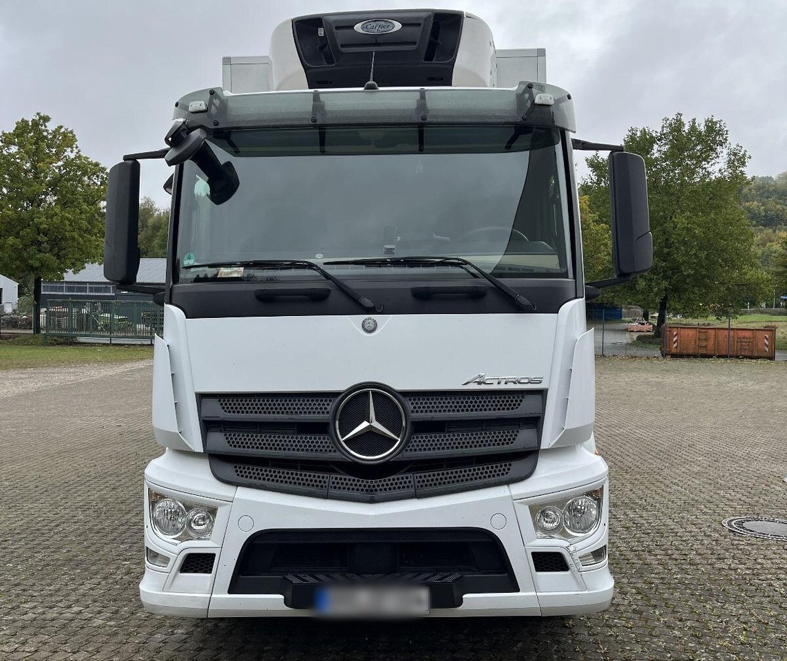 Mercedes-Benz Actros 1832 L 4x2 Actros 1832 L 4x2, Kühlkoffer, 2x Trennwand, Carrier, LBW BÄR - Camion: photos 3 Mercedes-Benz Actros 1832 L 4x2 Actros 1832 L 4x2, Kühlkoffer, 2x Trennwand, Carrier, LBW BÄR - Camion: photos 3