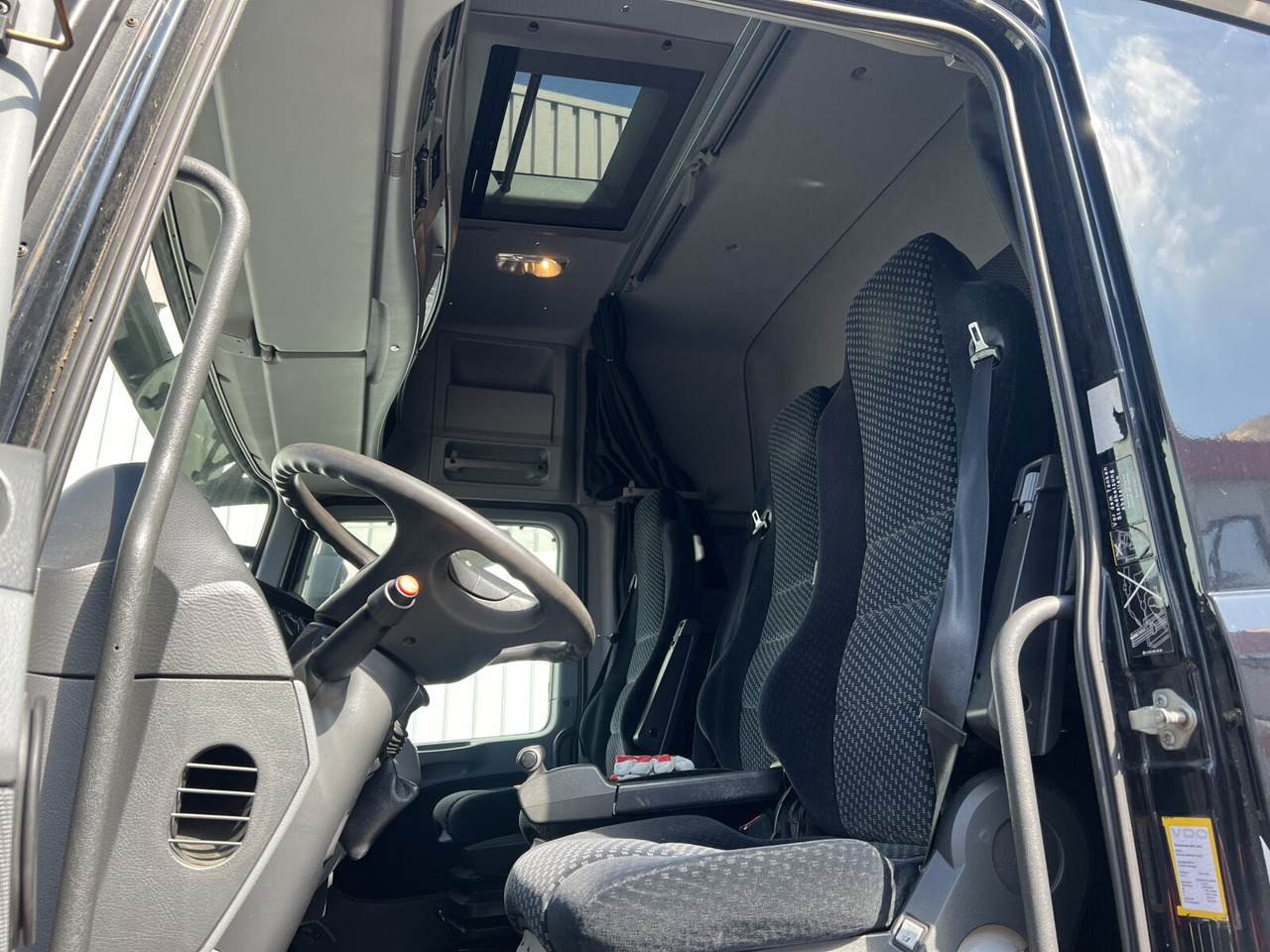 Camion Mercedes-Benz Actros 2541 L 6x2 Actros 2541 L 6x2, Fahrschulausstattung, MegaSpace, Retarder, Liftachse, Traum Zustand: photos 6