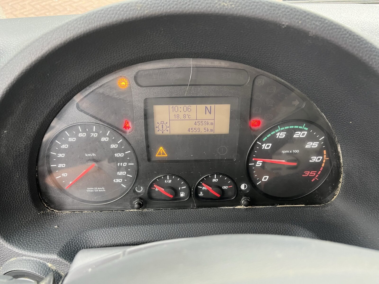 EuroCargo ML190EL32 4x2 EuroCargo ML190EL32 4x2 - Camion benne: photos 3 EuroCargo ML190EL32 4x2 EuroCargo ML190EL32 4x2 - Camion benne: photos 3