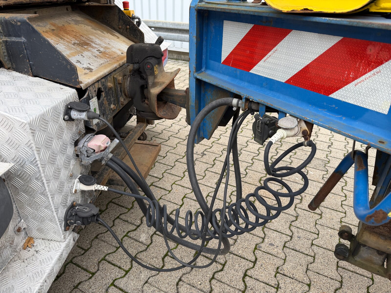 Faehndrich AG TKS-Z13 Asphaltkocher Faehndrich AG TKS-Z13 Asphaltkocher - Répandeuse: photos 4 Faehndrich AG TKS-Z13 Asphaltkocher Faehndrich AG TKS-Z13 Asphaltkocher - Répandeuse: photos 4