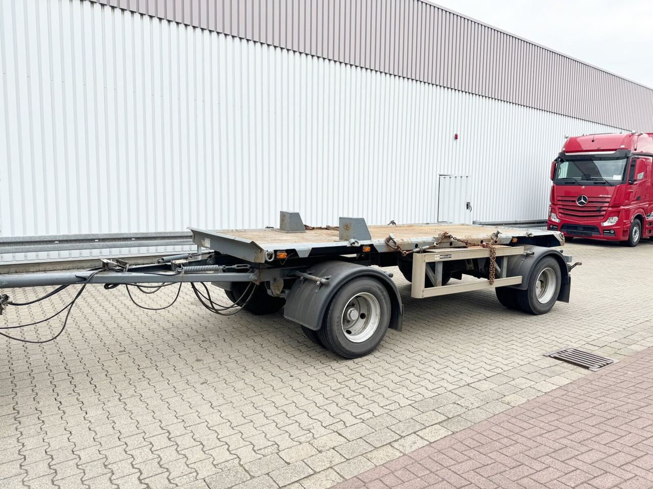 HKM A 18 ZB 3,4 A 18 ZB 3,4 Absetzanhänger - Remorque porte-conteneur/ Caisse mobile: photos 1 HKM A 18 ZB 3,4 A 18 ZB 3,4 Absetzanhänger - Remorque porte-conteneur/ Caisse mobile: photos 1