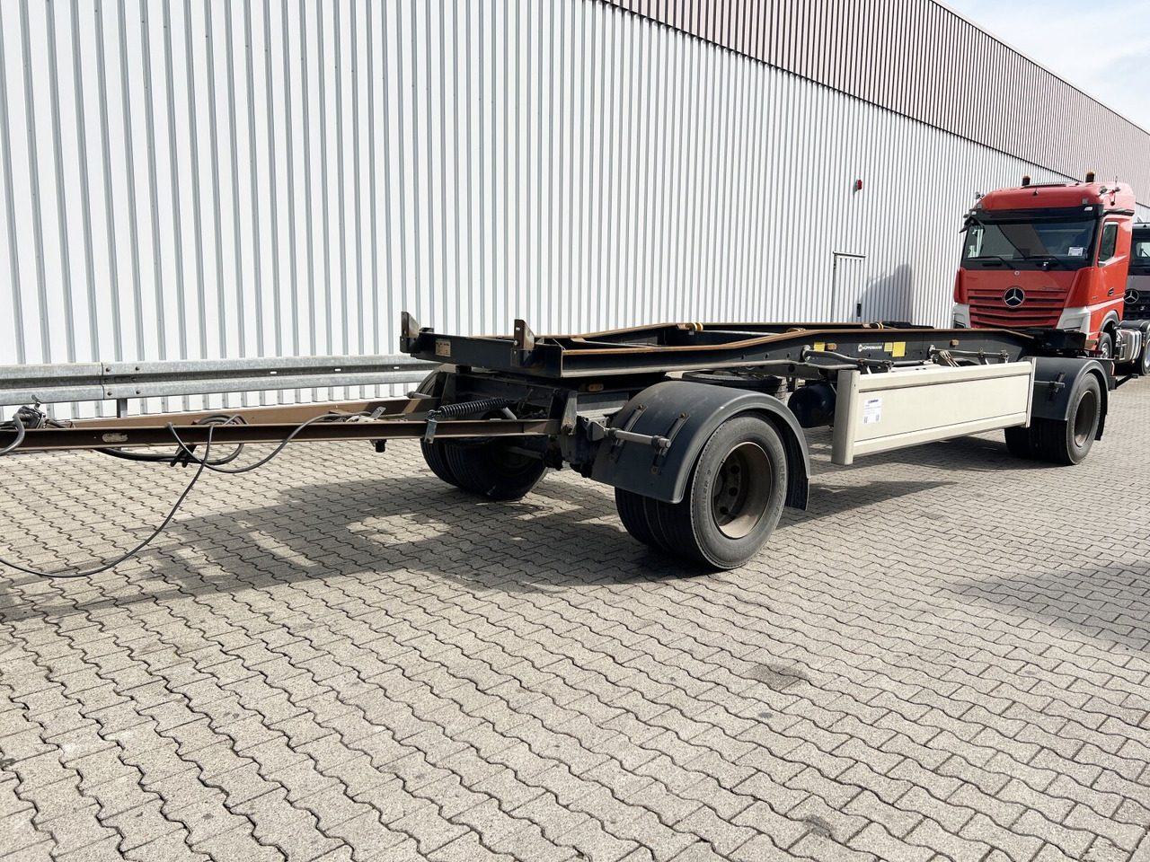 HSA 18.70 L Schlittenabroller HSA 18.70 L Schlittenabroller - Remorque ampliroll/ Multibenne: photos 1 HSA 18.70 L Schlittenabroller HSA 18.70 L Schlittenabroller - Remorque ampliroll/ Multibenne: photos 1