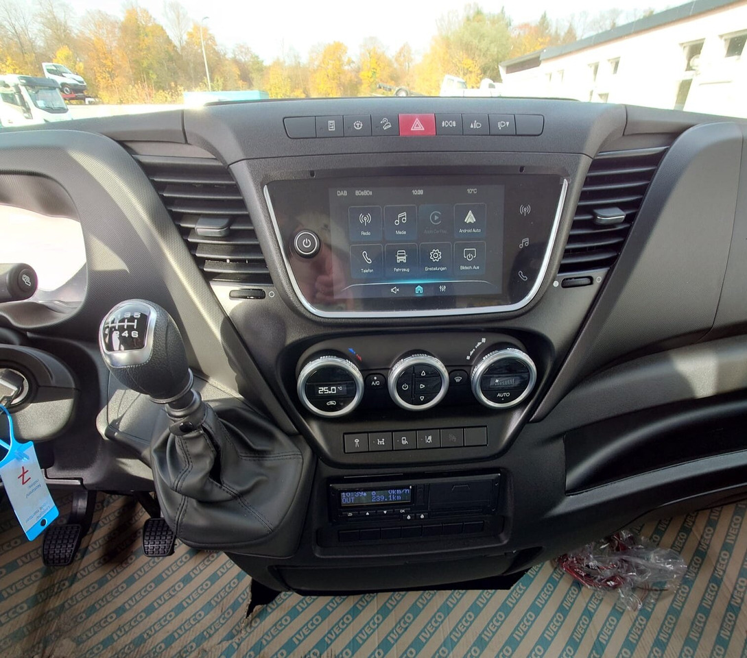 Iveco Daily 72C18H/P DK 4x2 Daily 72C18H/P DK 4x2, Nebenantrieb - Châssis cabine: photos 3 Iveco Daily 72C18H/P DK 4x2 Daily 72C18H/P DK 4x2, Nebenantrieb - Châssis cabine: photos 3