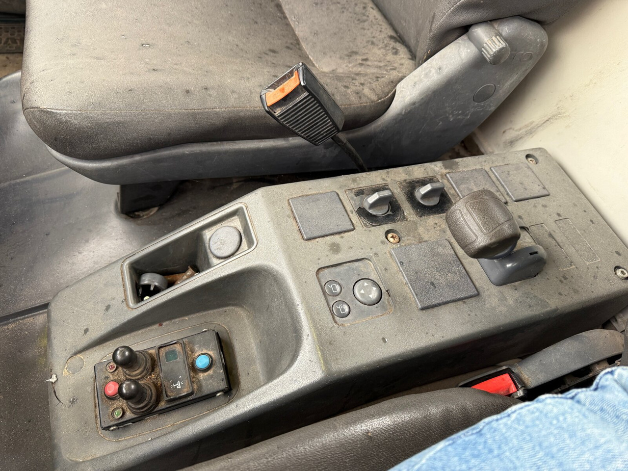 Iveco ML80E18/P 4x2 ML80E18/P 4x2, City-Abroller - Camion ampliroll: photos 4 Iveco ML80E18/P 4x2 ML80E18/P 4x2, City-Abroller - Camion ampliroll: photos 4