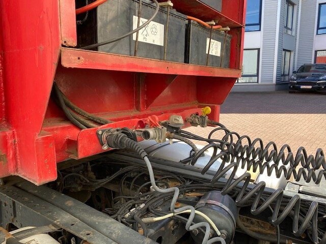 Langendorf SATUE 20/24 SATUE 20/24 mit durchgehender hydr. Rampe - Semi-remorque surbaissé: photos 4 Langendorf SATUE 20/24 SATUE 20/24 mit durchgehender hydr. Rampe - Semi-remorque surbaissé: photos 4