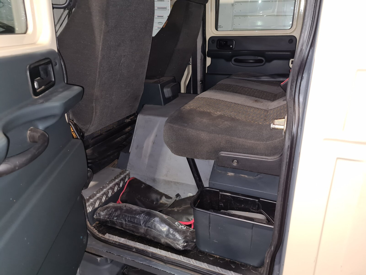 M 30 FUMO 4x4 DOKA M30 Fumo 4x4 Doka Kipper - crédit-bail M 30 FUMO 4x4 DOKA M30 Fumo 4x4 Doka Kipper: photos 13