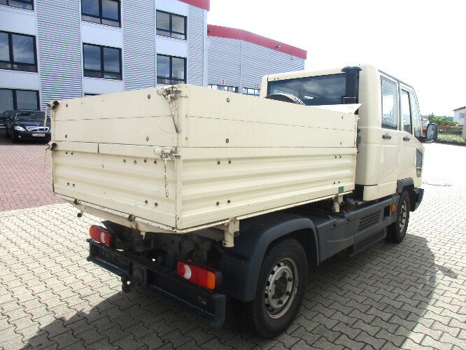 M 30 FUMO 4x4 DOKA M30 Fumo 4x4 Doka Kipper - crédit-bail M 30 FUMO 4x4 DOKA M30 Fumo 4x4 Doka Kipper: photos 10