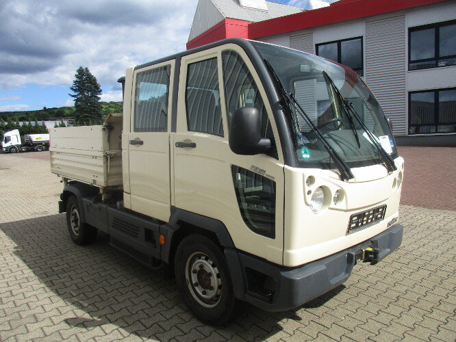 M 30 FUMO 4x4 DOKA M30 Fumo 4x4 Doka Kipper - crédit-bail M 30 FUMO 4x4 DOKA M30 Fumo 4x4 Doka Kipper: photos 11