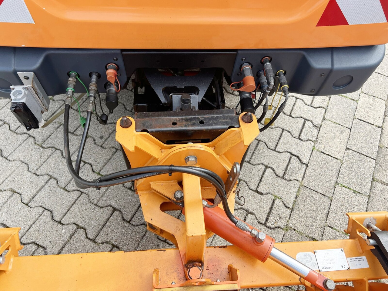 M31 4x4 M31 4x4, 3-S-Kipper, Schneepflug, Streuer - crédit-bail M31 4x4 M31 4x4, 3-S-Kipper, Schneepflug, Streuer: photos 14 M31 4x4 M31 4x4, 3-S-Kipper, Schneepflug, Streuer - crédit-bail M31 4x4 M31 4x4, 3-S-Kipper, Schneepflug, Streuer: photos 14