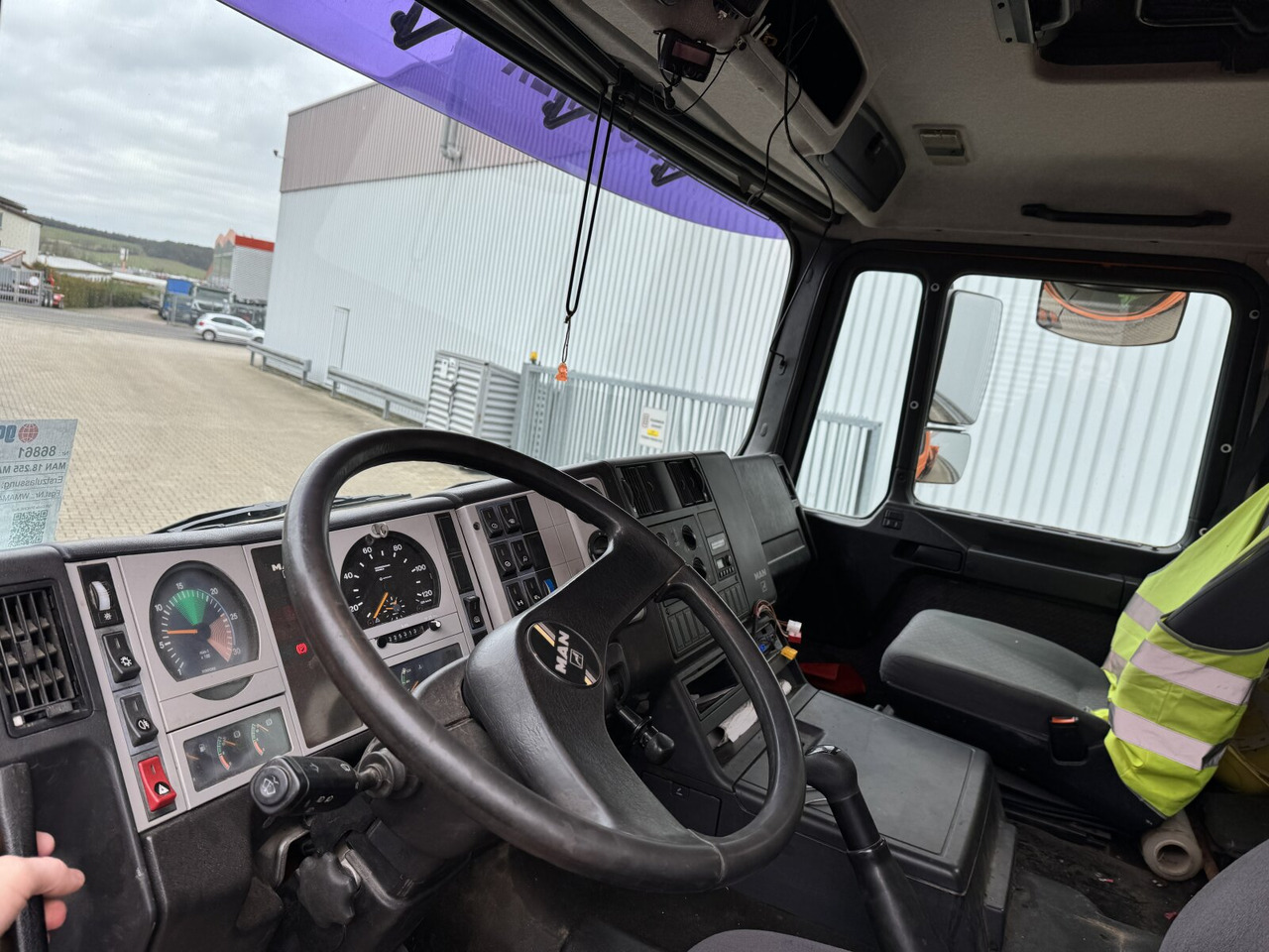 MAN 18.255 MAK 4x4 BB 18.255 MAK 4x4 BB, Kran Atlas AK 85.1 A1 - Châssis cabine, Camion grue: photos 4 MAN 18.255 MAK 4x4 BB 18.255 MAK 4x4 BB, Kran Atlas AK 85.1 A1 - Châssis cabine, Camion grue: photos 4