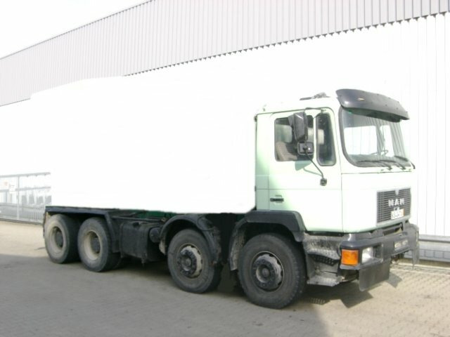 MAN 33.292 8x4 BB 33.292 8x4 BB, 6-Zylinder - Châssis cabine: photos 1 MAN 33.292 8x4 BB 33.292 8x4 BB, 6-Zylinder - Châssis cabine: photos 1