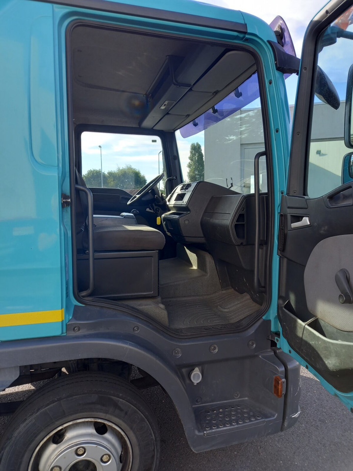 Camion plateau MAN TGL TS 754 F: photos 7 Camion plateau MAN TGL TS 754 F: photos 7