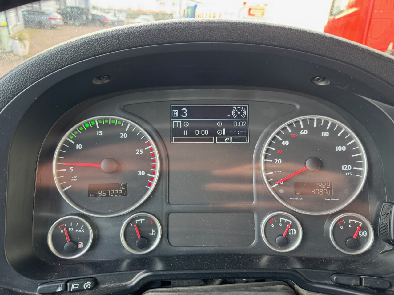 MAN TGS 26.400 6x2-4 BL TGS 26.400 6x2-4 BL, Lenk-/Liftachse, ADR, Esterer Tank ca. 20.150l, 4 Kammern - Camion citerne: photos 4 MAN TGS 26.400 6x2-4 BL TGS 26.400 6x2-4 BL, Lenk-/Liftachse, ADR, Esterer Tank ca. 20.150l, 4 Kammern - Camion citerne: photos 4