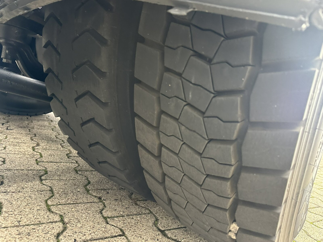 MAN TGS 26.440 6x2 BL TGS 26.440 6x2 BL - Camion ampliroll: photos 5 MAN TGS 26.440 6x2 BL TGS 26.440 6x2 BL - Camion ampliroll: photos 5