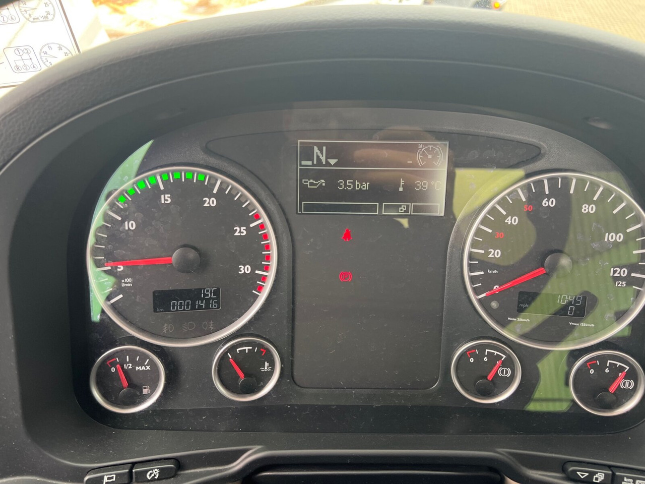 MAN TGS 33.360/440 6x4 BB TGS 33.360/440 6x4 BB, Häckslerkabine, NMV Nebenantrieb - Châssis cabine: photos 4 MAN TGS 33.360/440 6x4 BB TGS 33.360/440 6x4 BB, Häckslerkabine, NMV Nebenantrieb - Châssis cabine: photos 4