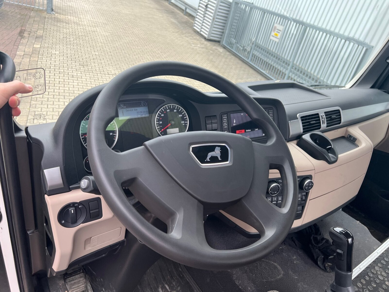 MAN TGS 33.360 6x4 BB TGS 33.360 6x4 BB, Häckslerkabine, NMV Nebenantrieb - Châssis cabine: photos 3 MAN TGS 33.360 6x4 BB TGS 33.360 6x4 BB, Häckslerkabine, NMV Nebenantrieb - Châssis cabine: photos 3