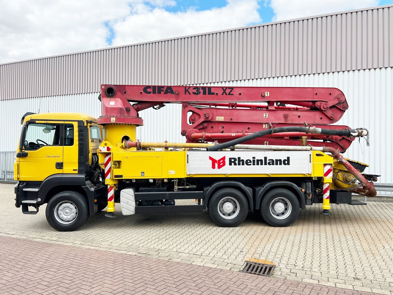 MAN TGS 33.440 6X4 BB TGS 33.440 6X4 BB, Betonpumpe CIFA K31L XZ, 31m Mast - Camion pompe: photos 2 MAN TGS 33.440 6X4 BB TGS 33.440 6X4 BB, Betonpumpe CIFA K31L XZ, 31m Mast - Camion pompe: photos 2