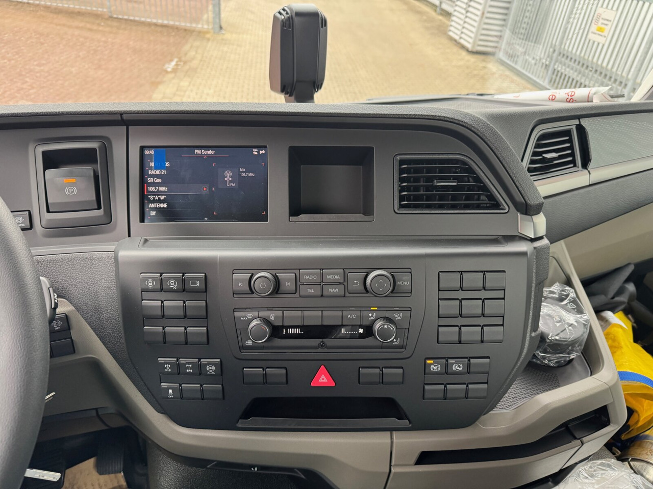 MAN TGS 33.440 6x4 BB TGS 33.440 6x4 BB, Bordmatik, mehrfach vorhanden! - Camion benne: photos 2 MAN TGS 33.440 6x4 BB TGS 33.440 6x4 BB, Bordmatik, mehrfach vorhanden! - Camion benne: photos 2