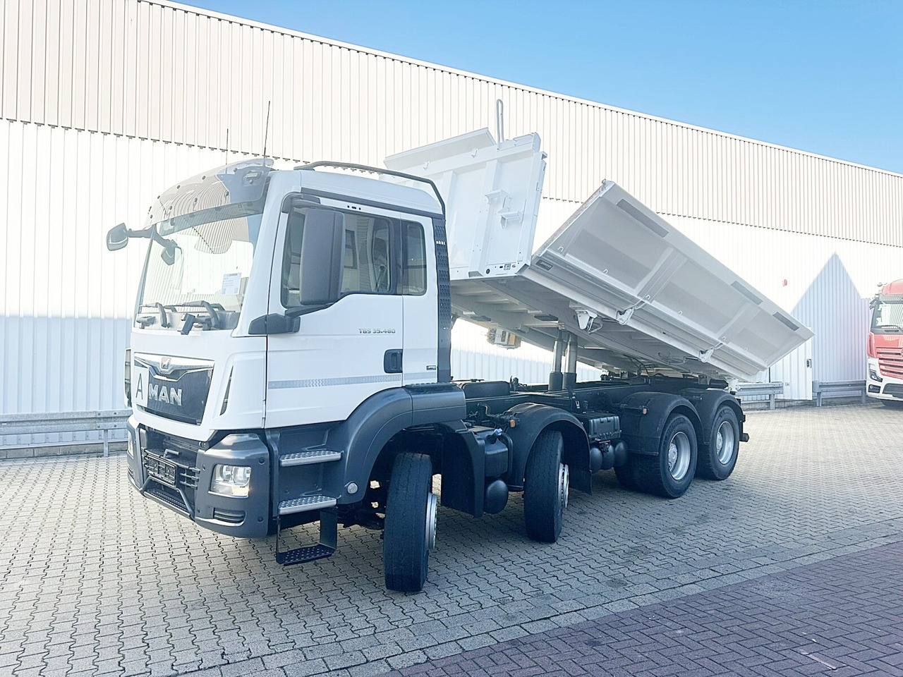 MAN TGS 35.460 8X4 BB TGS 35.460 8X4 BB, Meiller Bordmatik 13m³ - Camion benne: photos 1 MAN TGS 35.460 8X4 BB TGS 35.460 8X4 BB, Meiller Bordmatik 13m³ - Camion benne: photos 1