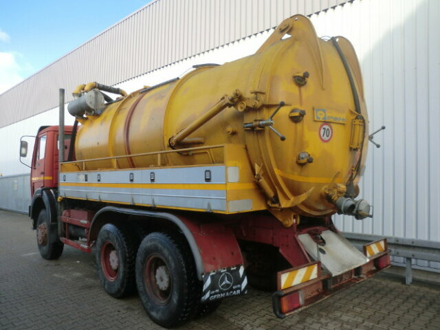 MORO SPA Saugaufbau ca. 14m³ MORO SPA Saugaufbau ca. 14m³, Kippbar - Camion hydrocureur: photos 2 MORO SPA Saugaufbau ca. 14m³ MORO SPA Saugaufbau ca. 14m³, Kippbar - Camion hydrocureur: photos 2
