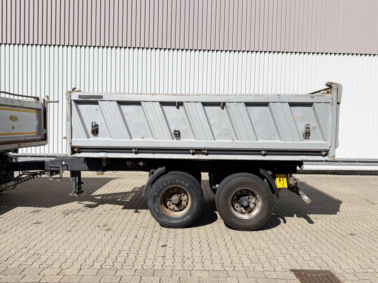 Meiller MZDA 18/21 MZDA 18/21, Stahlbordwände, ca. 10m³ - Remorque plateau: photos 4 Meiller MZDA 18/21 MZDA 18/21, Stahlbordwände, ca. 10m³ - Remorque plateau: photos 4