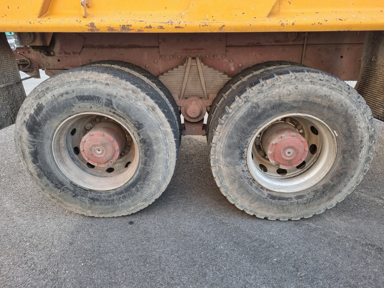 Mercedes-Benz - 2636 AK 6x6 - Camion benne: photos 2 Mercedes-Benz - 2636 AK 6x6 - Camion benne: photos 2